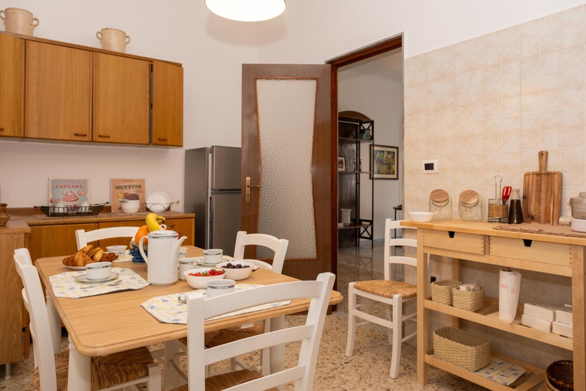 Bed and Breakfast La Finestra Sui Trulli Альберобелло Экстерьер фото